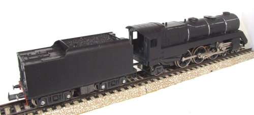 LIMA HO: 4-6-2 Class 38 Unmarked Steam Locomotive + Tender in good un-boxed, used condition (Italy)
