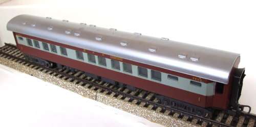 LIMA HO: SAR Johannesburg Trans Karoo 1st Class Coach in VERY Good, boxed condition (Italy)