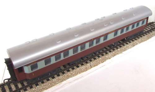 LIMA HO: SAR Johannesburg Trans Karoo 1st Class Coach in VERY Good, boxed condition (Italy)