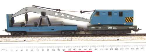 LIMA HO: SNCF Recovery Crane with Support Car in Very Good Complete, unboxed condition (Germany)