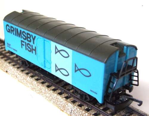 LIMA HO:  GRIMSBY FISH Refrigerated Closed  Wagon in fair un-boxed condition (Italy)