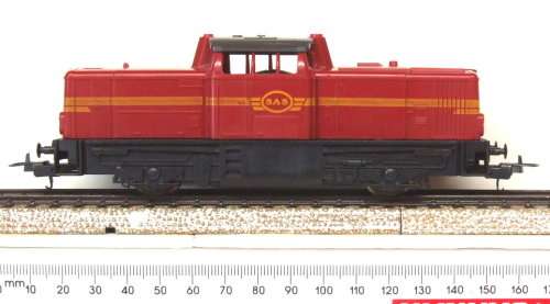LIMA HO: SAR Red Locomotive in LIKE NEW boxed operating condition (Italy)