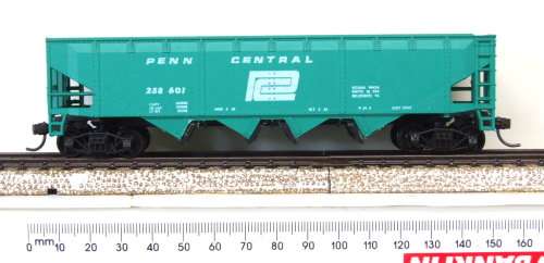 ATHEARN HO: PC American 4Bay Hopper with Metal KD couplers in good used & unboxed conditio