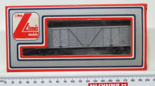 LIMA HO: SAR Silver OZ-Wagon in NEW boxed condition (Italy)