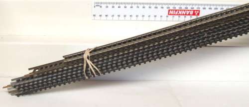 LIMA HO/OO: 7pc Mixed FlexTrack of 0.9m in Length Fair used boxed condition.(Italy)