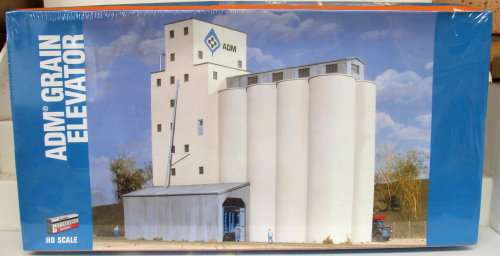 WALTHERS SCENERY HO: Large Unassembled ADM Grain Elevator in NEW Sealed boxed condition (Denmark)