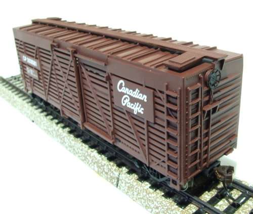 BACHMANN SILVER HO: CP American 40' Stock Car in Like New boxed condition (China)