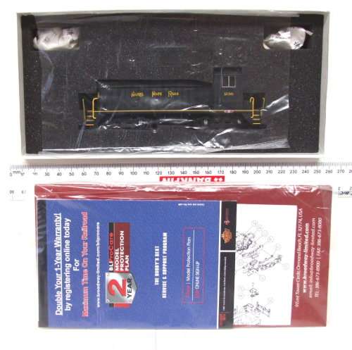 BROADWAY PARAGON2  HO:  EMD Switcher SW7 Loco with DCC Sound Decoder in NEW boxed condition(China)