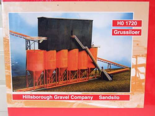 HELJAN SCENERY HO: Large Unassembled Hillsborough Sand Silo in NEW Sealed boxed condition (Denmark)