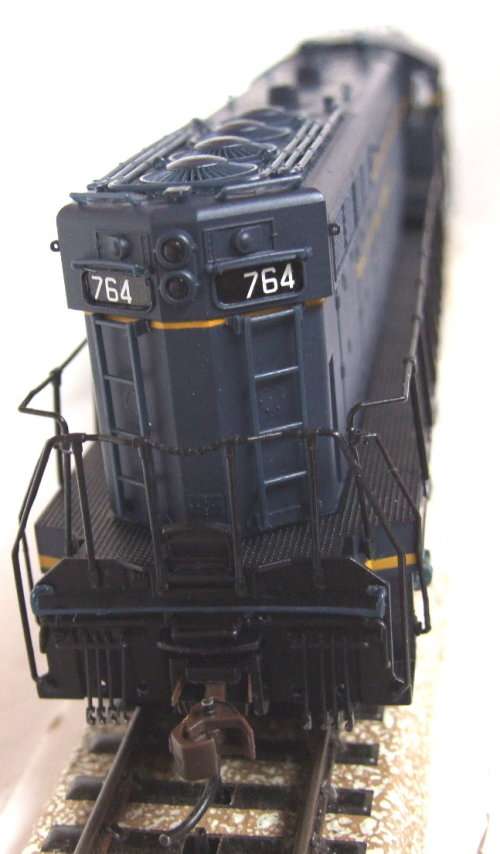 PROTO 2000 SERIES HO: American SD7 EMD DCC ready Loco in Like New boxed condition(USA)