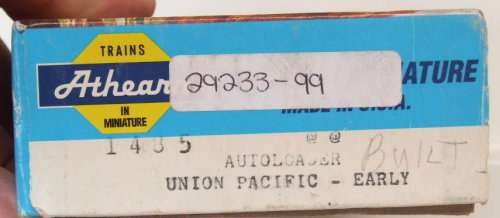 ATHEARN HO: US UP Auto Transporter Car in with 4 Car Load Good Assembled boxed condition(USA)