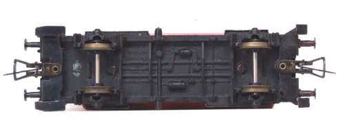 FLEISCHMANN HO: DB Vintage ESSO Gas Tanker in Fair un-boxed condition (GERMANY)