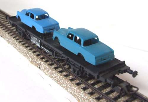 LIMA HO: Auto transporter with 2x Merc Car Load in good used & un-boxed condition (Italy)