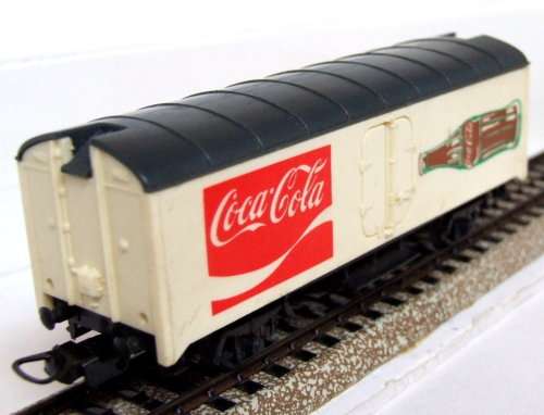 LIMA HO: COKA-COLA Refrigerated Wagon in Good un-boxed condition (Italy)