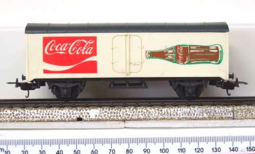 LIMA HO: COKA-COLA Refrigerated Wagon in Good un-boxed condition (Italy)