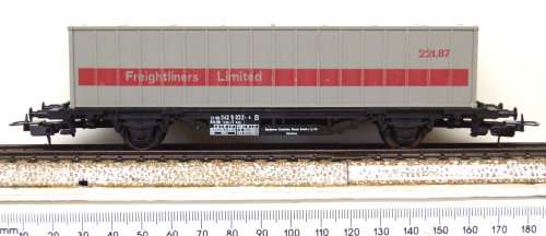 LIMA HO: Freightliner Container Carrier in Good Used, un-boxed condition (Italy)