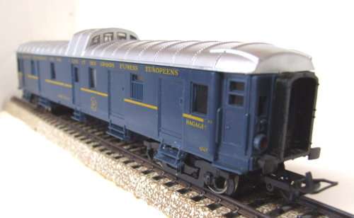 JOUEF HO: Blue Luggage/Guards Van in Fair, refurbished un-boxed condition (France)