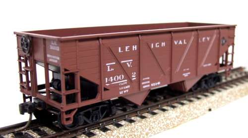 ATHEARN HO: LV American 2Bay Hopper with Real Sprung KD Couplings in good used & unboxed condition