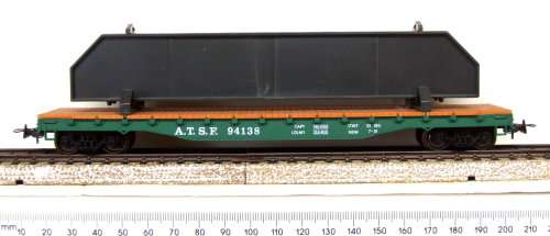MEHANO HO: ATSF Detailed American 50' Flat Car With Steel Load in Good Un-boxed condition(Slovenia)