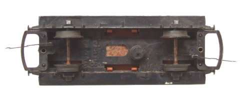 TRI-ANG OO: Detailed Vintage English Brake Van in fair un-boxed condition (England)