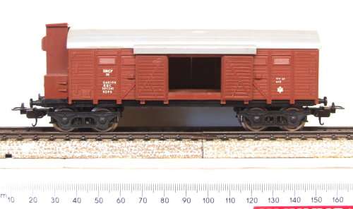 LIMA HO:Vintage SNCF Freight Car, Working Red Taillights  in Good Used, un-boxed condition (Italy)