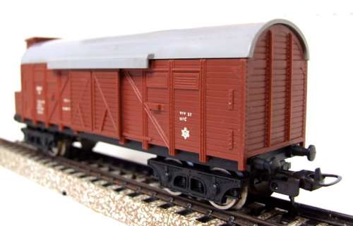 LIMA HO:Vintage SNCF Freight Car, Working Red Taillights  in Good Used, un-boxed condition (Italy)