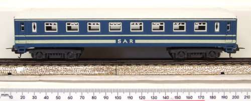 LIMA HO: Standard Junior Blue Train Passenger Coach in Good unboxed condition (Italy)