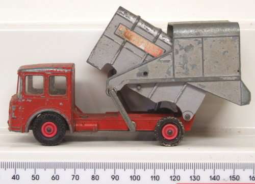 MATCHBOX KING SIZE: 3pc Models for Repair or Spares in Fair un-boxed used condition(Lesley England)