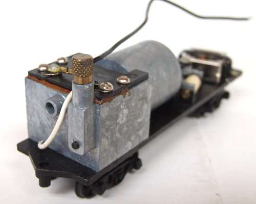 SMOKE GEN TENDER HO: Locomotive Tender with Piston Driven Smoke Generator in GOOD condition