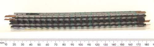 LIMA HO: 4pc Compensation Metal Track in Good,Used un-boxed condition.(Italy)