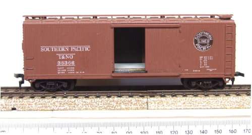 ATHEARN HO:American 40' Southern Pacific Box Car Sold as Scrap