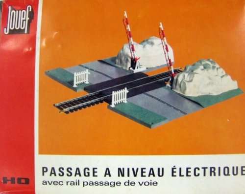 JOUEF HO/OO: Vintage Electro-Magnetic Road Crossing in Fair operational condition.(France)