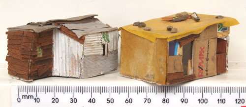 SCENERY HO/OO: 2pc SA Shacks in Good Un-boxed condition