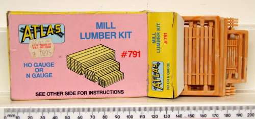 ATLAS ACC HO: On Auction is this Boxed Mill Lumber Kit in New un-used condition.(USA)