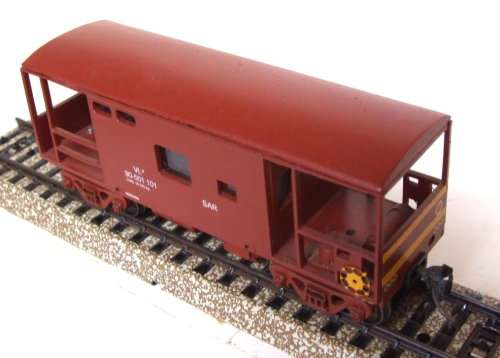 SARM HO: Vintage SAR VL-9 Guards Van in good boxed used condition(RSA)
