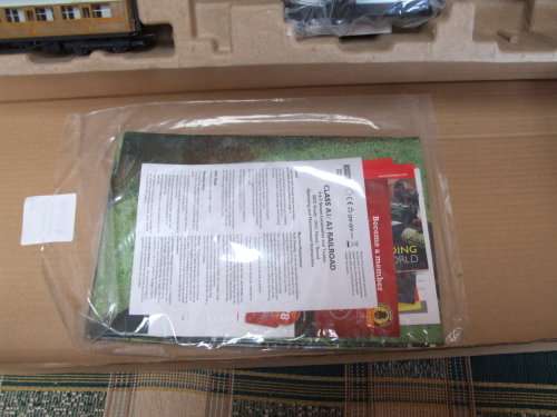 HORNBY OO: Train Set "FLYING SCOTSMAN"  in GOOD boxed condition (China)