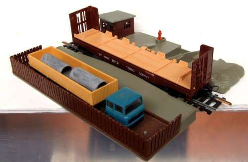 LIMA SCENERY HO: Auto Cement Pipe Unloading Dock in fair used, Un-boxed condition(Italy)