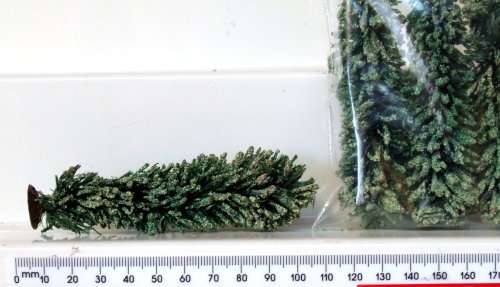 SCENERY HO: 4x Used Trees on Auction in Fair Bagged Condition