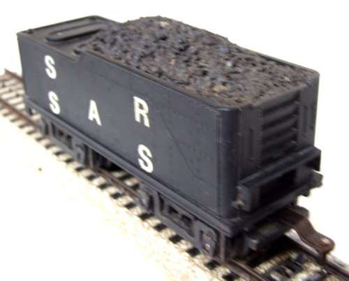 TRI-ANG OO: Vintage SAR Steam Loco Tender in Fair Used Condition  (England)