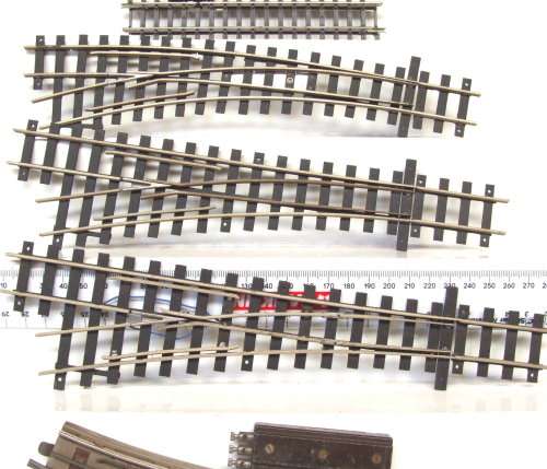 TRACK HO/ZERO: 5pc Mixed Metal/Nickel Silver Points in Fair,Used un-boxed condition.(England)