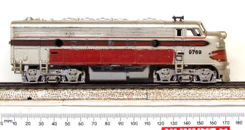 ATHEARN HO: American Dummy Loco in Fair Used condition(USA)