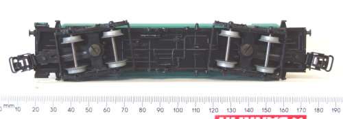 MARKLIN HO: 3-rail AC Plastic BP Oil Tanker in Like New un-boxed condition (Germany)