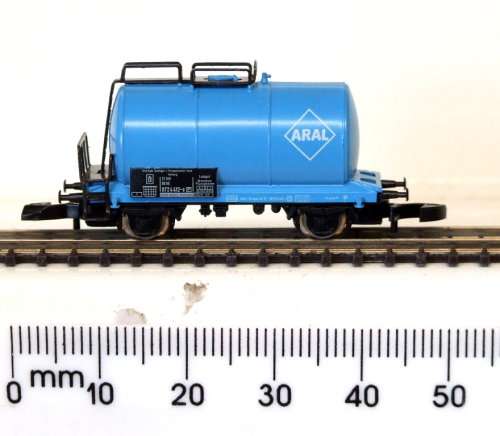 MARKLIN Z: Mini Club ARAL Tanker Wagon (# 8661) in Like New boxed condition (Germany)