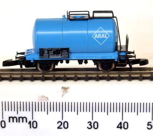 MARKLIN Z: Mini Club ARAL Tanker Wagon (# 8661) in Like New boxed condition (Germany)