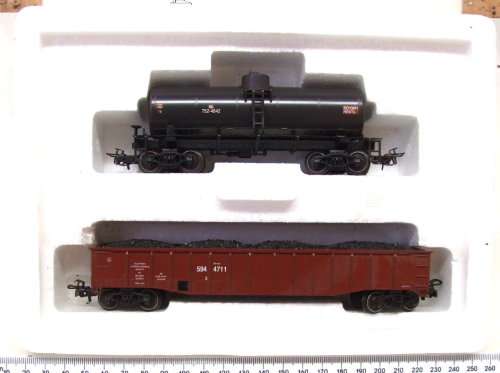 MARKLIN HO: 3-rail AC Freight Set (47899) in Like New boxed condition (Germany)