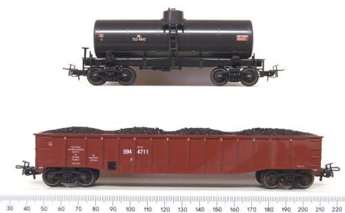 MARKLIN HO: 3-rail AC Freight Set (47899) in Like New boxed condition (Germany)