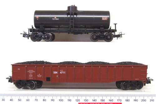 MARKLIN HO: 3-rail AC Freight Set (47899) in Like New boxed condition (Germany)