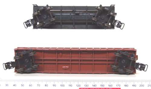 MARKLIN HO: 3-rail AC Freight Set (47899) in Like New boxed condition (Germany)