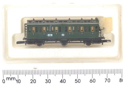 MARKLIN Z:  DB 2nd Class Passenger Coach (#8705) in Like New boxed condition (Germany)