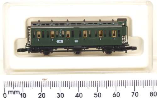 MARKLIN Z:  DB 2nd Class Passenger Coach (#8705) in Like New boxed condition (Germany)